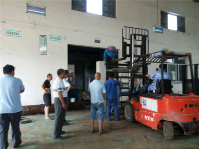 萊蕪鴻瑞起重 專業設備搬運與無塵室解決方案